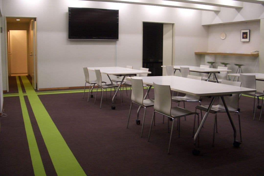 オフィスの床張り替え